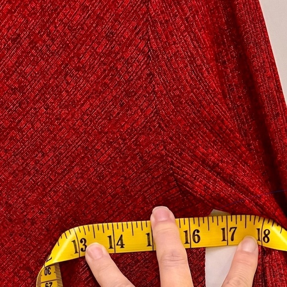 Burgundy Flowy Handkerchief Keyhole Top Size Small Dressy Trendy Monochrome Teen - Picture 8 of 13